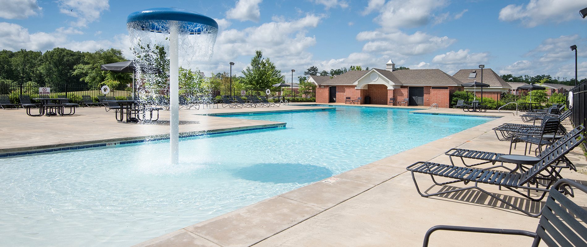 The Greens at Auburn Apartments in Auburn, AL